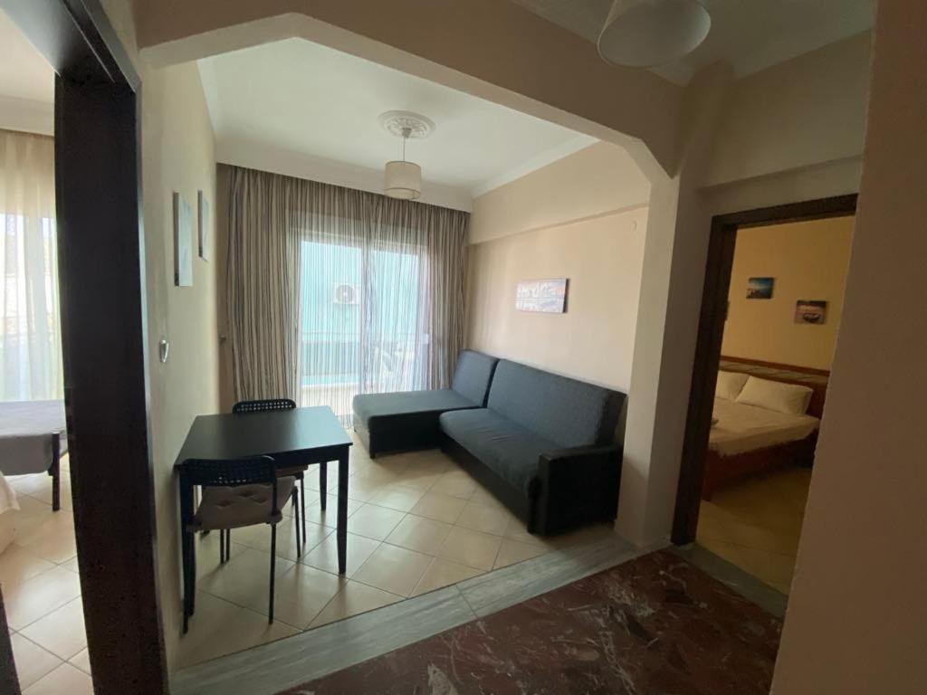 Ammos Apartments Nea Karvali Exterior photo
